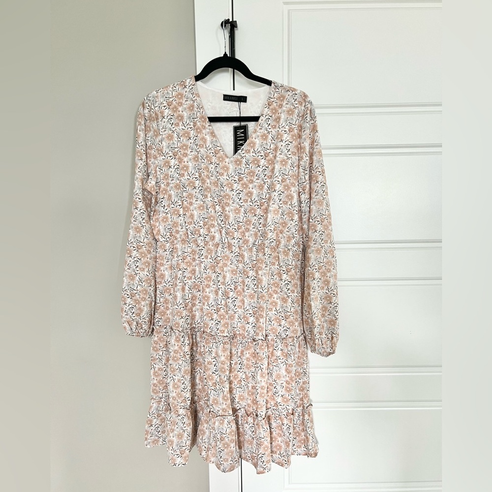 NWT MIKAROSE FLORAL DRESS